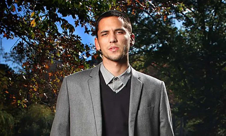 Sir Tom Jones’ Love Son Jonathan Berkery Is Now Homeless
